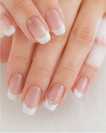 nail salon Linoのフレンチネイル